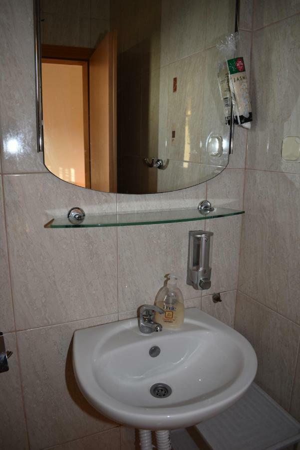 Apartmani Kulas Pakoštane Kültér fotó